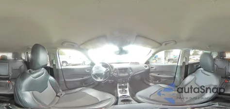 2020 Jeep Compass Latitude z USA, uszkodzony, nr VIN 3C4NJCBB6LT141553